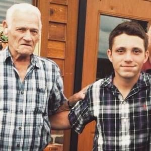 Meet your Posher, Zach